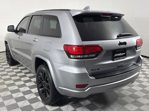 Used 2018 Jeep Grand Cherokee Altitude image 7
