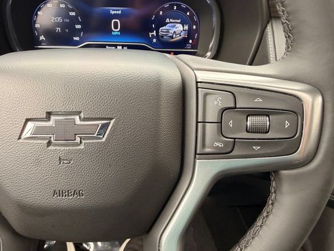 Used 2024 Chevrolet Suburban Z71 w/ Off-Road Capability Package AWD/4WD image 15