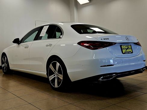 Used 2025 Mercedes-Benz C 300 4MATIC Sedan image 5