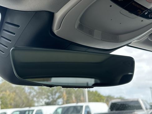 Certified 2025 Volvo XC60 B5 Plus image 58