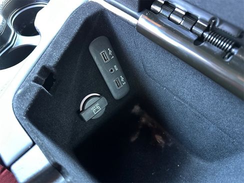 Used 2021 Dodge Challenger SRT Hellcat Redeye image 27