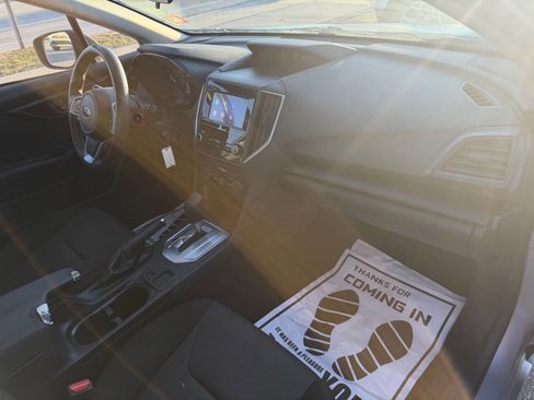 Used 2020 Subaru Impreza 2.0i image 12