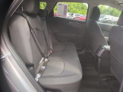 Used 2023 Kia Sportage LX AWD/4WD image 15