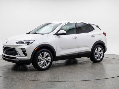 Used 2025 Buick Encore GX Preferred FWD image 3