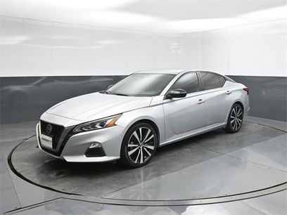 Used 2022 Nissan Altima 2.5 SR