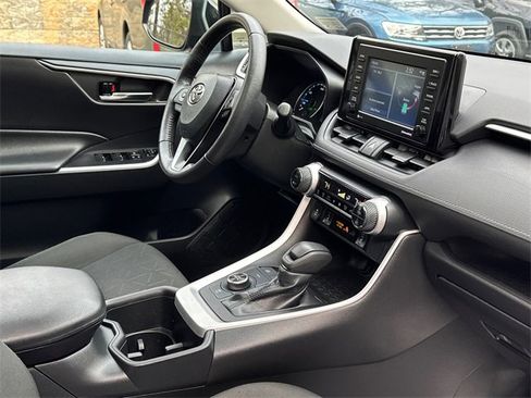 Certified 2022 Toyota RAV4 XLE w/ Convenience Package image 13