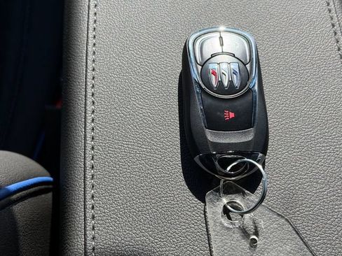 New 2026 Buick Envista Sport Touring FWD image 18