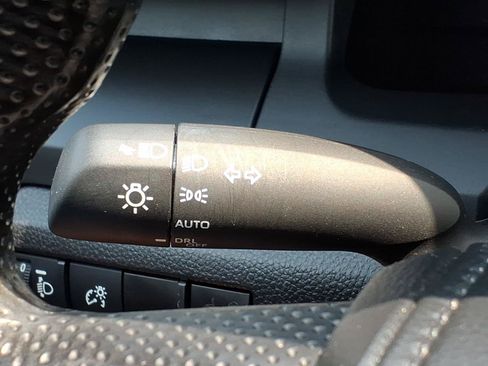 Used 2024 Toyota Tacoma SR AWD/4WD image 26