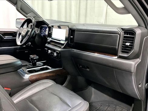Used 2024 GMC Sierra 1500 SLT image 28