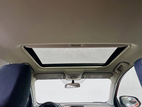 Used 2016 Toyota RAV4 XLE FWD image 25