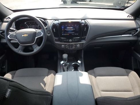 Certified 2023 Chevrolet Traverse LT FWD image 26