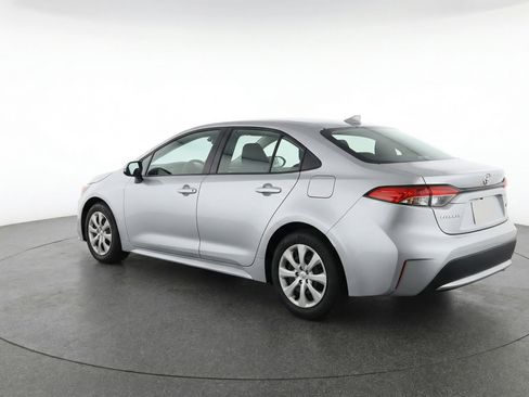 Used 2025 Toyota Corolla LE FWD image 6