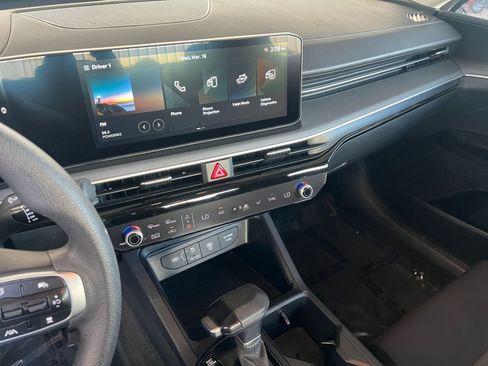 Used 2025 Kia K5 LXS image 17