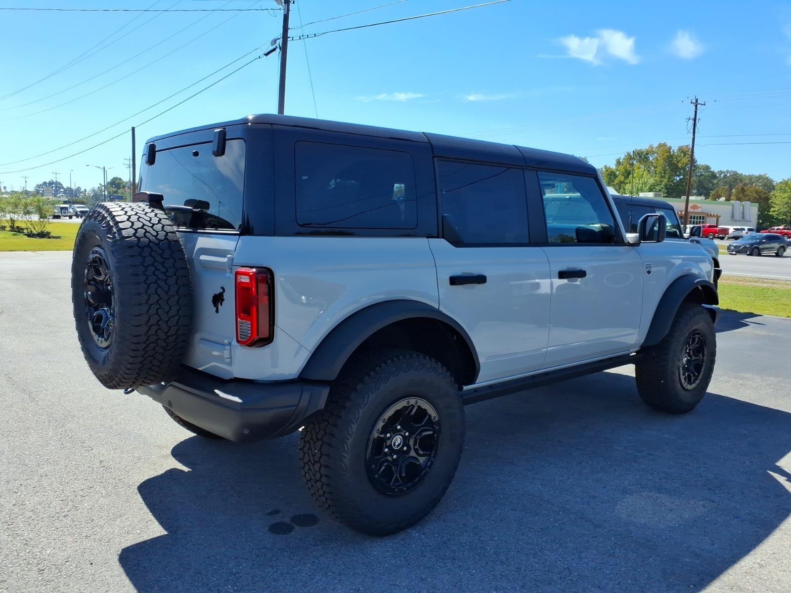 New 2026 Ford Bronco Big Bend w/ Black Diamond Package AWD/4WD image 4