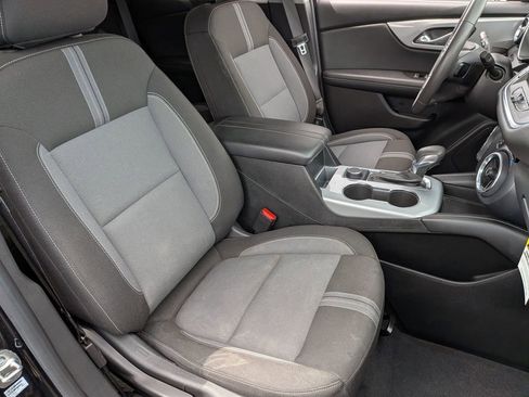Used 2023 Chevrolet Blazer LT AWD/4WD image 27