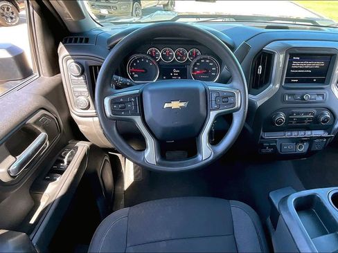 Used 2023 Chevrolet Silverado 2500 Custom w/ Custom Value Package AWD/4WD image 5