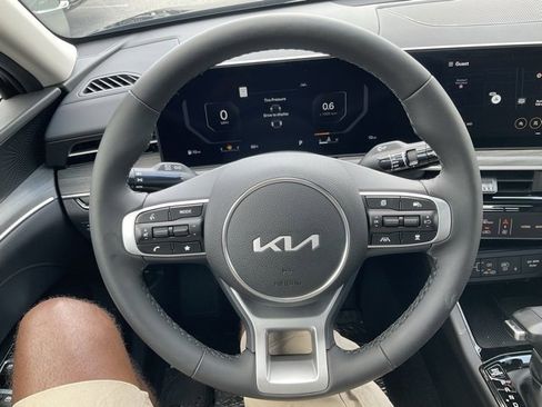 New 2025 Kia K5 EX image 38