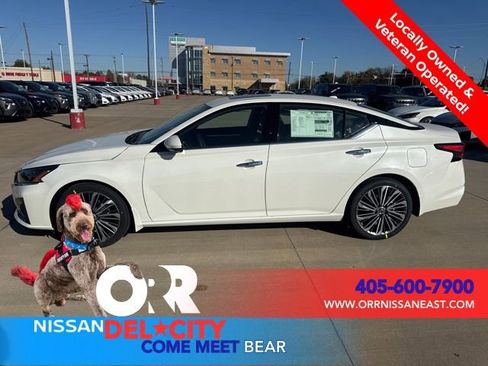 New 2025 Nissan Altima 2.5 SL image 2