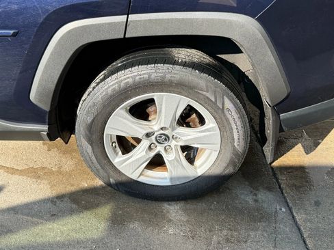 Used 2019 Toyota RAV4 XLE w/ Convenience Package image 44