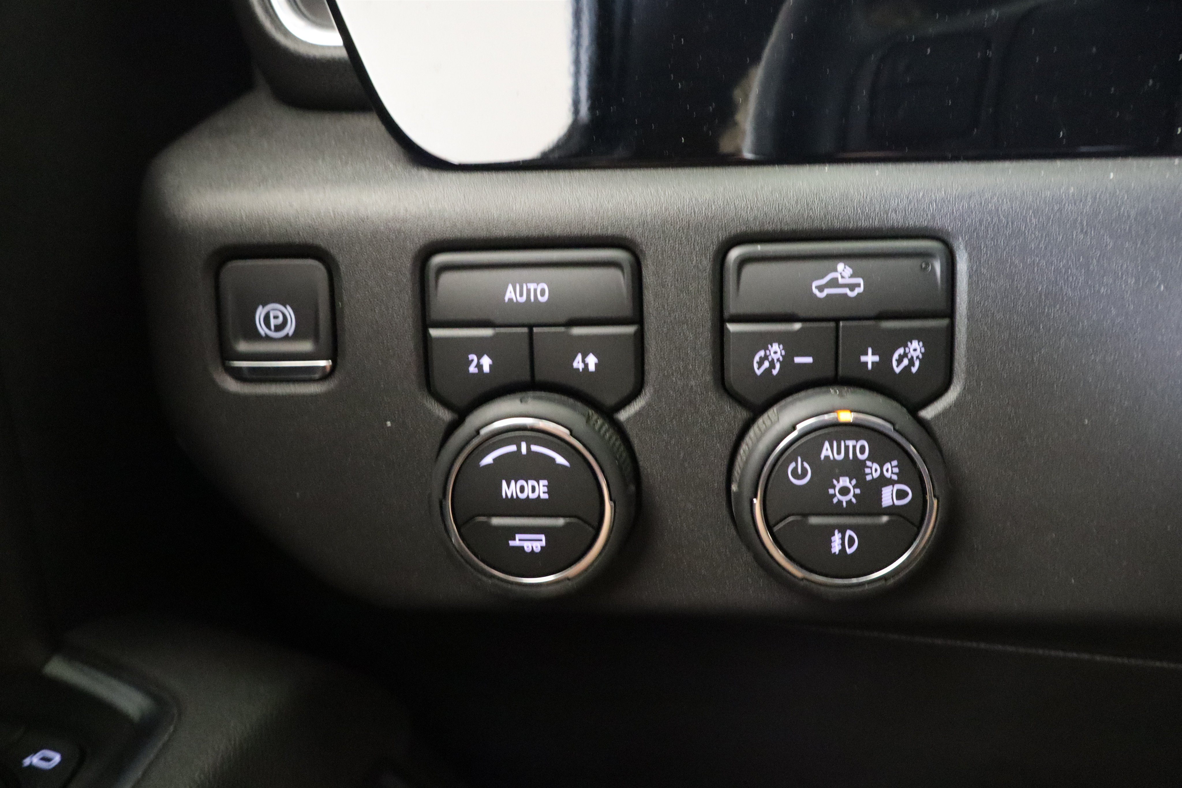 Used 2026 Chevrolet Silverado 1500 RST w/ RST Select Package AWD/4WD image 34