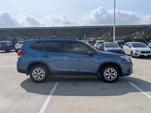 Certified 2024 Subaru Forester Premium AWD/4WD image 6