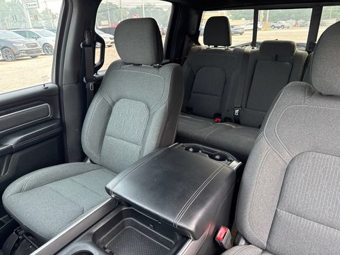 Used 2020 RAM 1500 Big Horn AWD/4WD image 38