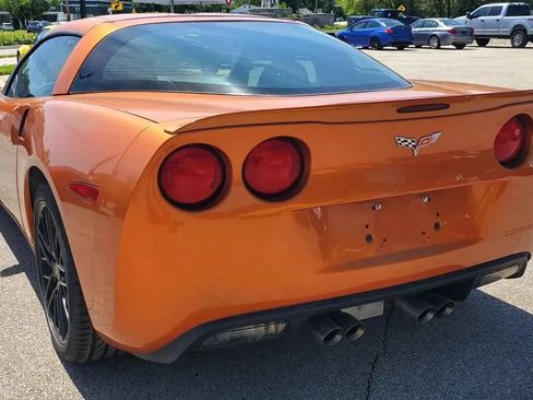 Used 2007 Chevrolet Corvette Coupe w/ Preferred Equipment Group RWD image 15
