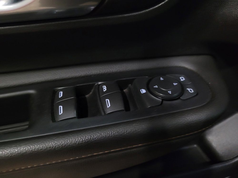 Used 2020 GMC Terrain SLT AWD/4WD image 27