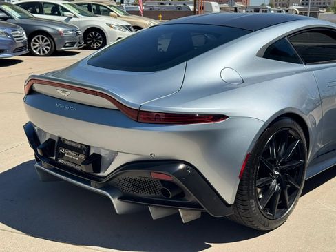 Used 2019 Aston Martin V8 Vantage Coupe RWD image 43