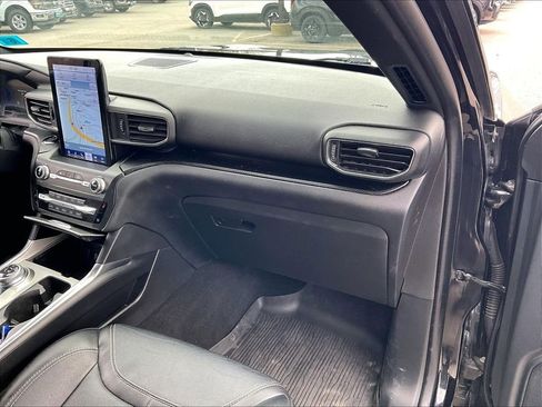 Used 2020 Ford Explorer ST w/ Premium Technology Package AWD/4WD image 12