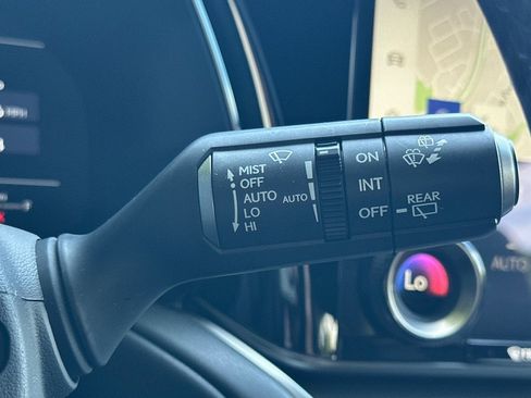 Certified 2025 Lexus TX 500h AWD w/ Technology Package image 36