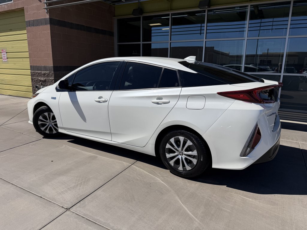 Used 2020 Toyota Prius Prime XLE FWD image 5