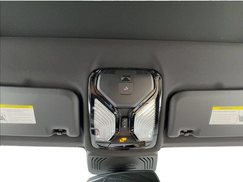 Used 2024 BMW X3 sDrive30i w/ Convenience Package w/ZPA RWD image 47