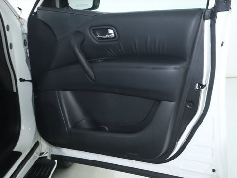 Certified 2024 Nissan Armada SV w/ Cargo Package AWD/4WD image 37