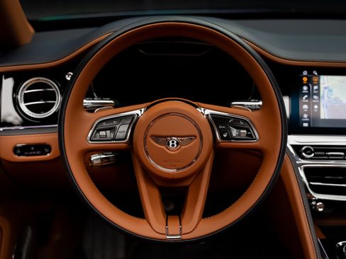 Used 2022 Bentley Flying Spur V8 AWD/4WD image 44