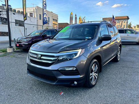 Used 2017 Honda Pilot EX-L image 3