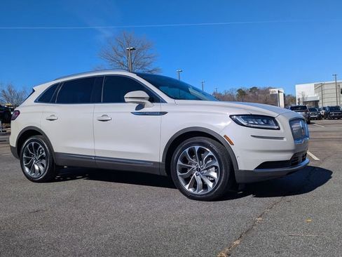 Certified 2022 Lincoln Nautilus Reserve w/ Equipment Group 201A image 2