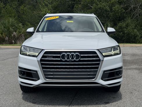 Used 2018 Audi Q7 3.0T Prestige AWD/4WD image 2