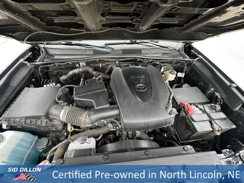 Used 2021 Toyota Tacoma 4x4 Double Cab image 10