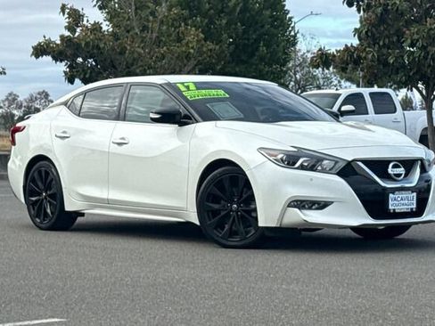 Used 2017 Nissan Maxima SR w/ Midnight Edition FWD image 2