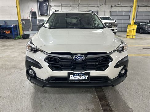 Certified 2025 Subaru Crosstrek 2.0i Premium image 3