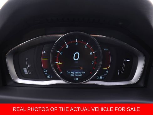 Used 2016 Volvo XC70 T5 Platinum w/ Protection Package AWD/4WD image 7