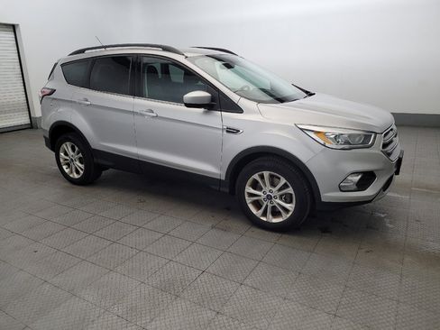 Used 2017 Ford Escape SE w/ Equipment Group 201A image 11