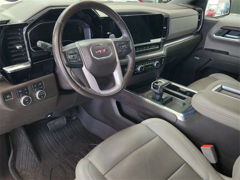 Used 2022 GMC Sierra 1500 SLT image 9