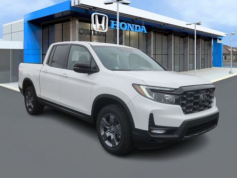 New 2025 Honda Ridgeline TrailSport image 1