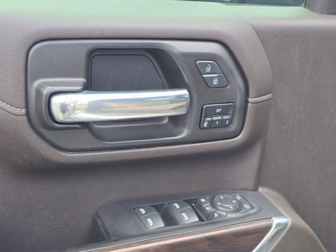 Used 2021 GMC Sierra 2500 SLT w/ SLT Premium Package AWD/4WD image 18