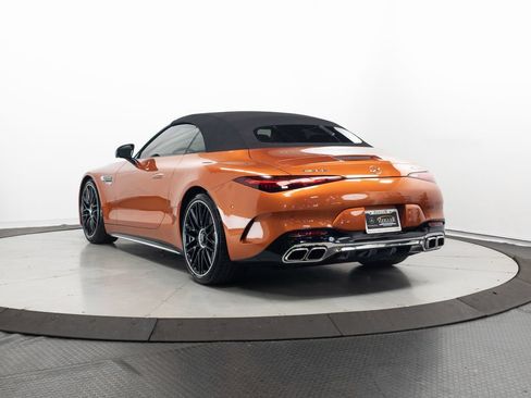 Certified 2024 Mercedes-Benz SL 63 AMG 4MATIC image 27