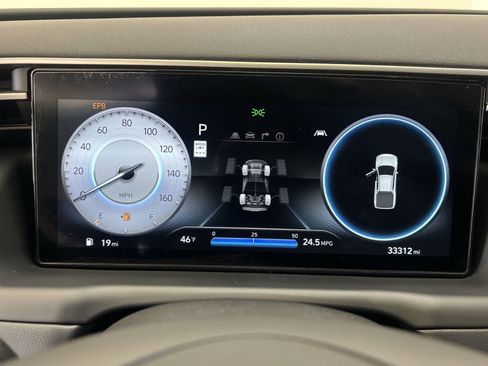 Used 2022 Hyundai Santa Cruz Limited image 15