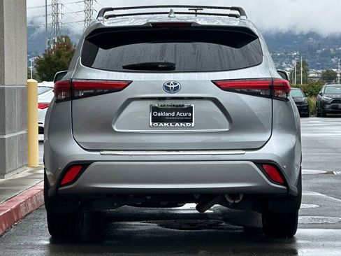 Used 2021 Toyota Highlander Platinum AWD/4WD image 5