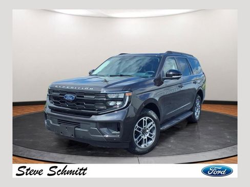 New 2026 Ford Expedition Active AWD/4WD image 1